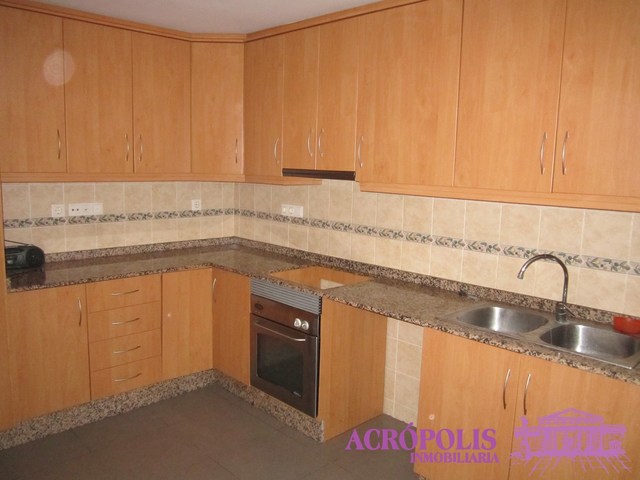 MIL ANUNCIOS.COM - Piso con ascensor, garaje y trastero en Yecla