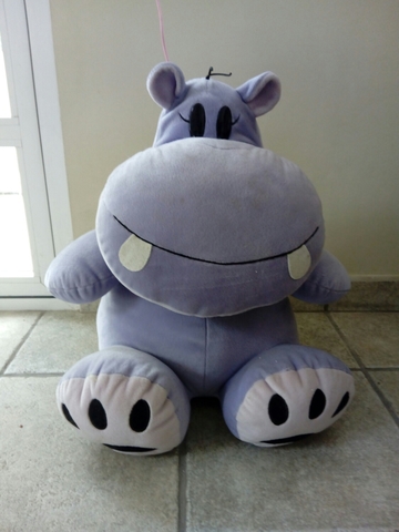 peluche hipopotamo