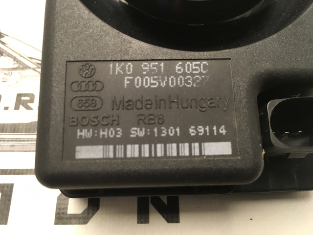 VW Jetta 1.9 TDI Bosch Calentador Bujías X 4 Unidad De Control Del Motor 2003-2008 BKC