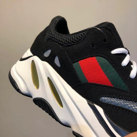 yeezy boost 700 gucci