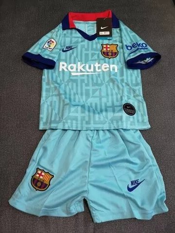 3 equipacion barcelona