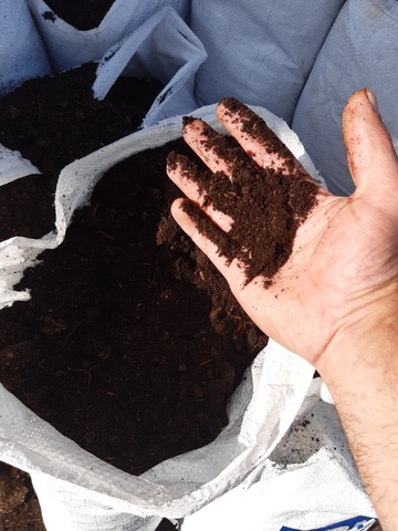 MIL ANUNCIOS.COM - Abono de vacuno compostado huerto