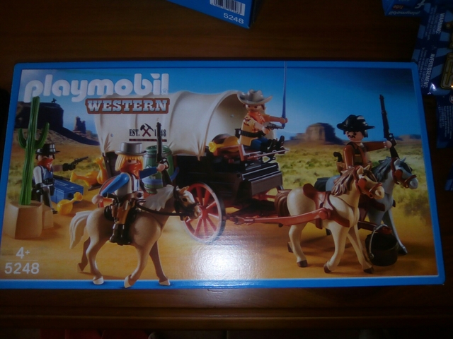 caravana con bandidos de playmobil