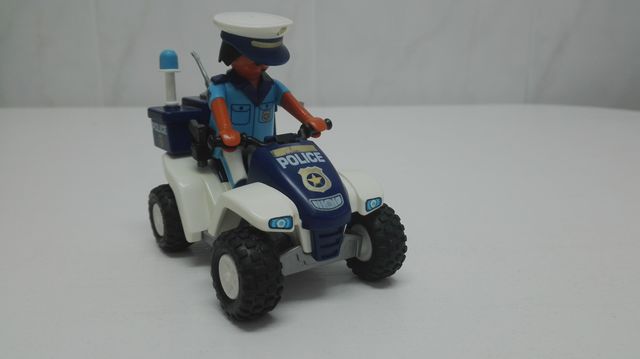quad policia playmobil