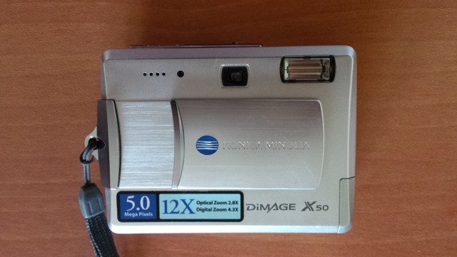 konica minolta camera dimage x50