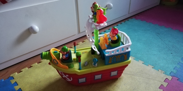 barco pirata de fisher price