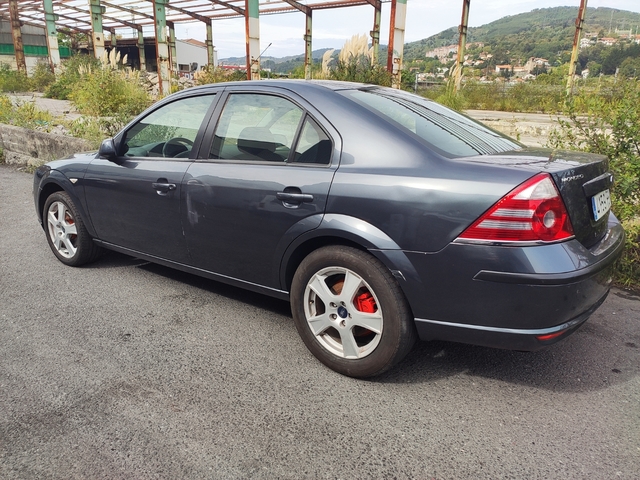 DESPIECE FORD MONDEO 2. 0 TDCI 131CV - foto 2