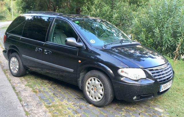 Chrysler voyager se