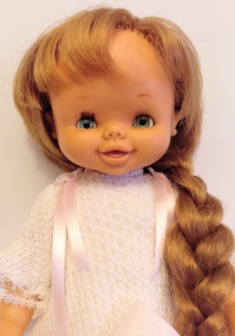 muñeca carolin de famosa