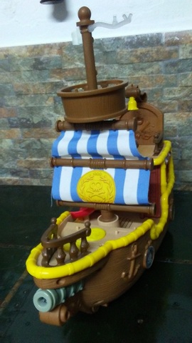 barco pirata mattel