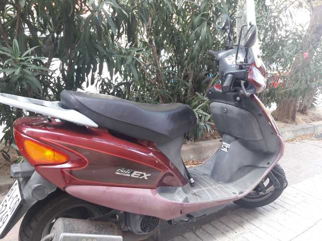 Honda bali 100