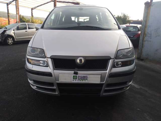 DESPIECE FIAT ULISSE (179) 2. 2 JTD 4HW - foto 2