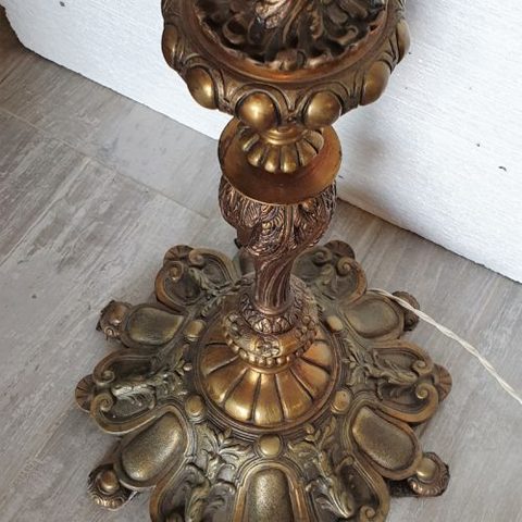 MIL ANUNCIOS.COM - Antiguo candelabro de iglesia