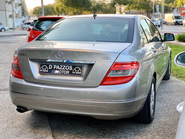 Mercedes C220 C200 CDI W203 bomba de combustible de alta presión un 646 070 01 01