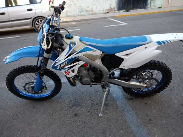 Honda 2t enduro