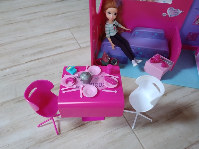 casa maleta barbie