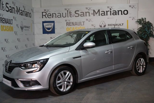 Tapacubos Cubiertas Para Encajar Renault Clio Adornos de Plata 14/" rueda cantidad 4