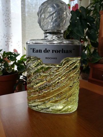 perfume ficticio gigante de givenchy perfume ficticio gigante de givenchy