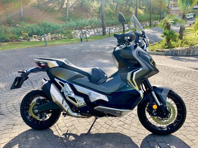 La Honda Grom se destaca por ser una moto compacta, pero La Honda Grom se destaca por ser una moto compacta, pero