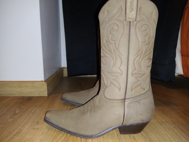 botas camperas hombre