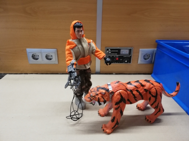 action man tiger strike