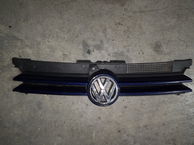 VW Volkswagen Touran II blanco de 2015 H0 1 87 Herpa modelos coches con o sin...