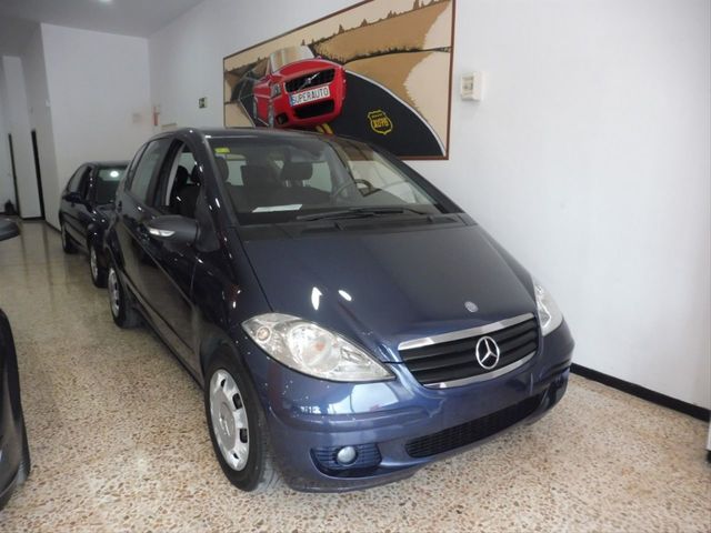 Original Mercedes Benz AMG clave remolque correa de cuero rojo carbon óptica