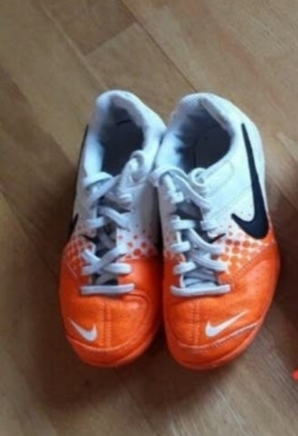 botas de futbol talla 33