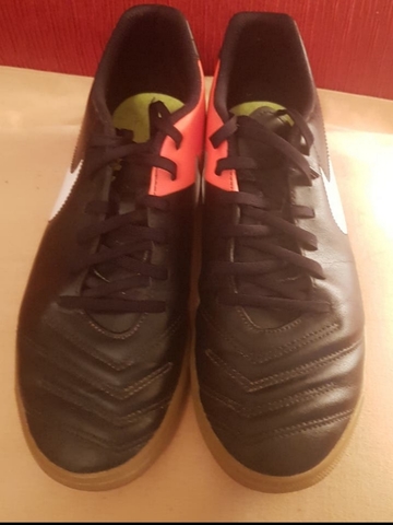 futbol sala nike tiempo