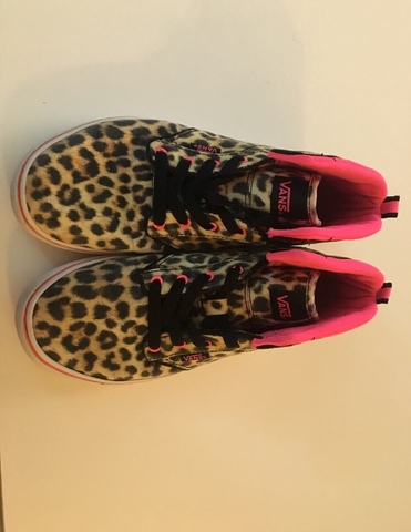 vans de leopardo