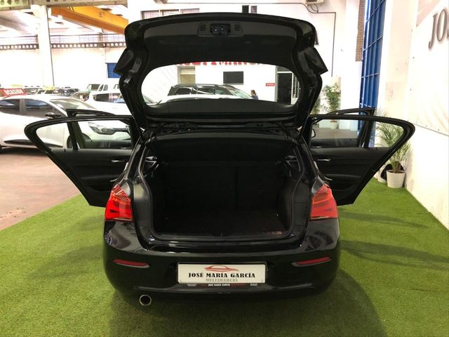 Navigon Design cargador de coche con antena TMC integrada 90 grados orginal