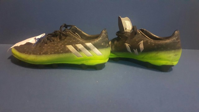 botas adidas verdes