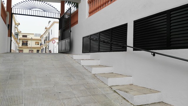 MIL ANUNCIOS.COM - Garaje en sotano AV DE JAEN en Chipiona