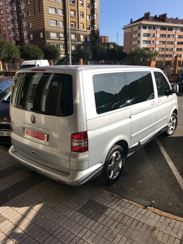 VW Volkswagen T6 Blanco Caja Transporter T5 desde 2 Facelift 2015 1//43