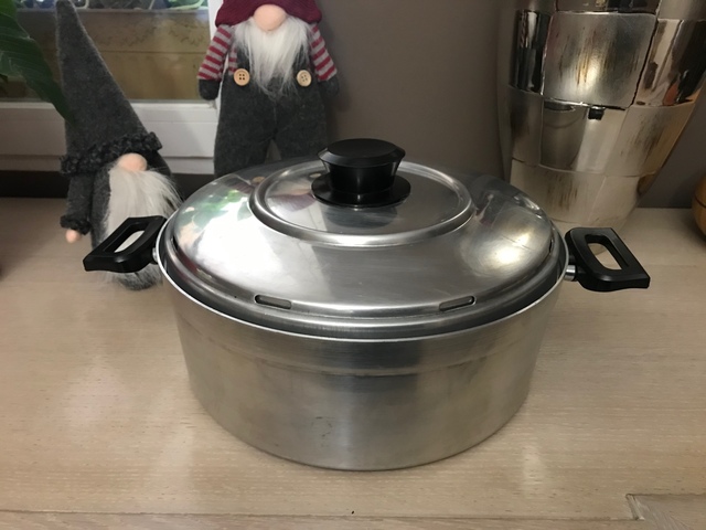 MIL ANUNCIOS.COM Cazuelas de aluminio Segunda mano y CAZUELA HORNO 31 CM de segunda mano por 25 € en Murcia en