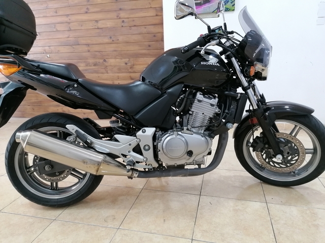 Moto vendida Honda - CB 500