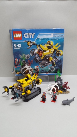 lego city submarino