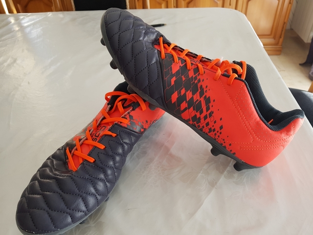 botas de futbol kipsta