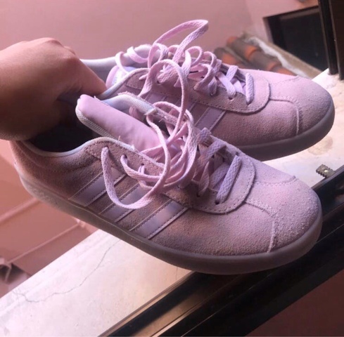 tenis adidas rosas