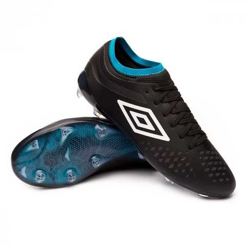 botas de futbol umbro