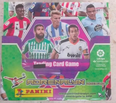 Caja de 50 Sobres con Cartas La Liga 2019-2020 Adenalyn Panini