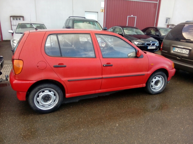 Volkswagen polo 700