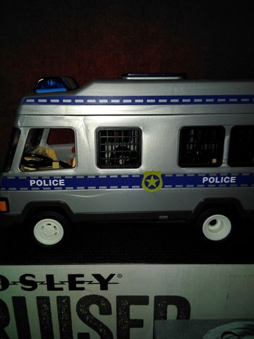 furgon policia playmobil