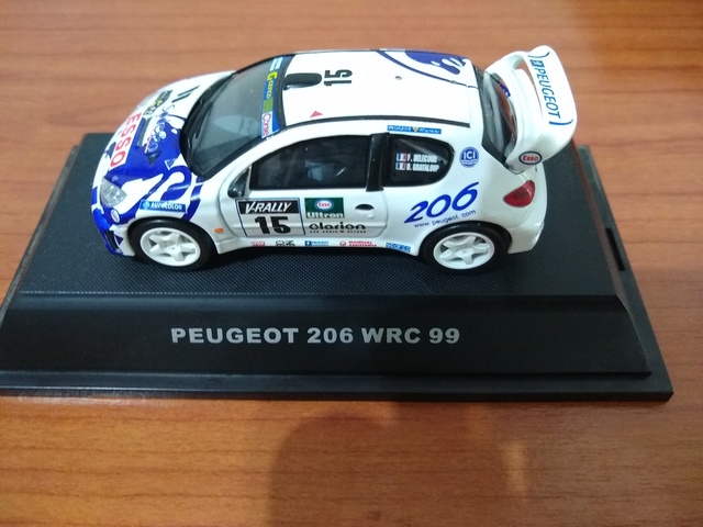peugeot 206 juguete