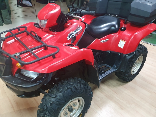 Suzuki kingquad 700