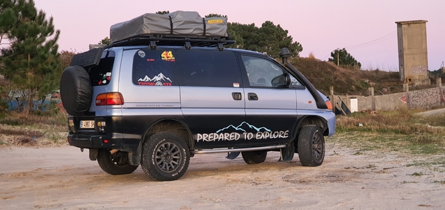 Mitsubishi space gear 4wd