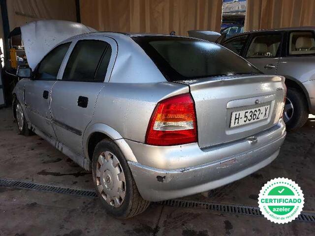 ZKL Op Astra G de 1998 color blanco
