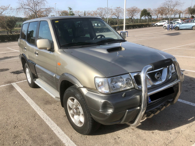 Nissan terrano elegance