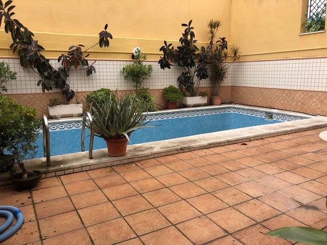 MIL ANUNCIOS.COM - Vivienda unifamiliar con piscina en El Higueron