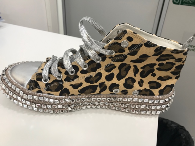 converse leopardo